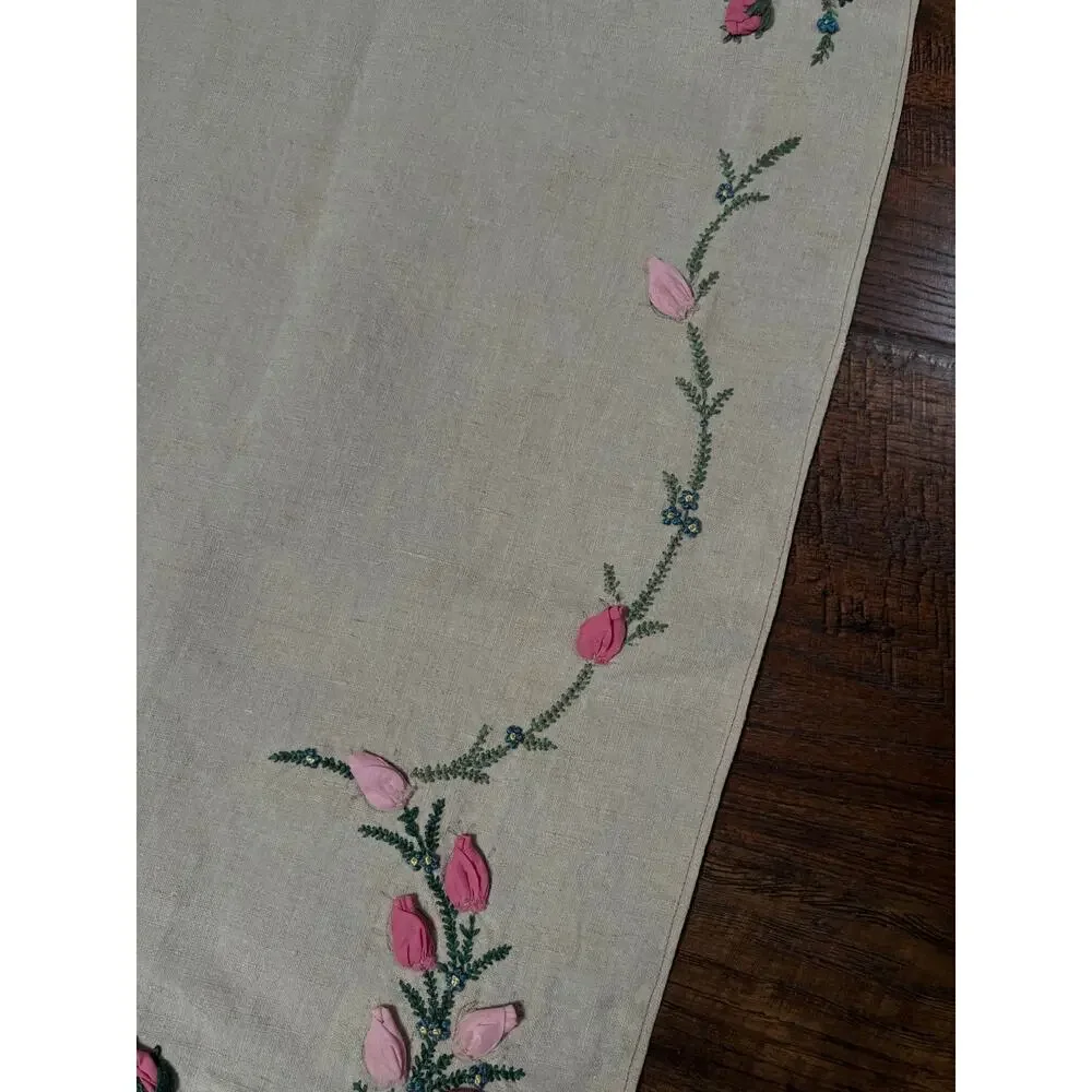 Vintage Rectangular Linen Table Runner Hand Embroidered Puffy Pink Rosebud Vine